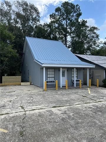 More Photos Of 585 S Morrison Blvd, Hammond Office For Lease