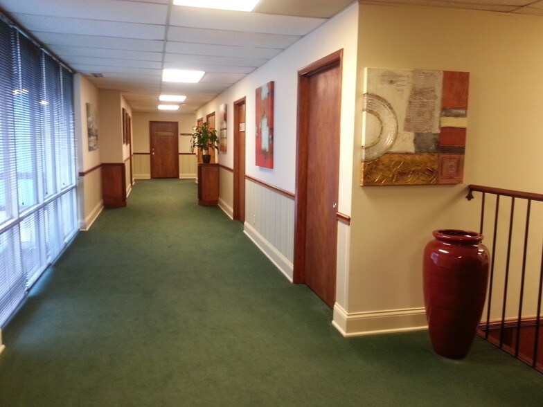 More Photos Of 3401 Norman Berry Dr, Atlanta Office For Lease