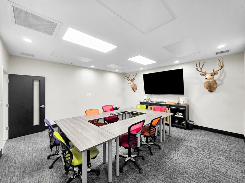 More Photos Of 3410 I-10 W, Orange Office For Sale