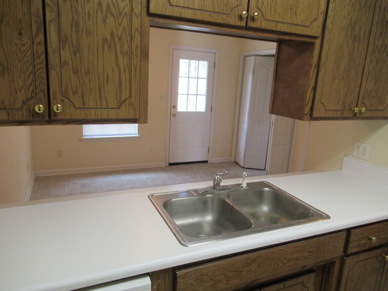More Photos Of 1533 Woodard St, Valdosta Apartments For Sale