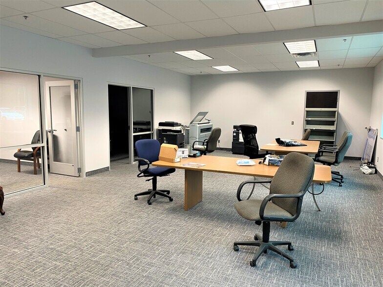 More Photos Of 5505 123rd St W, Savage Manufacturing For Lease