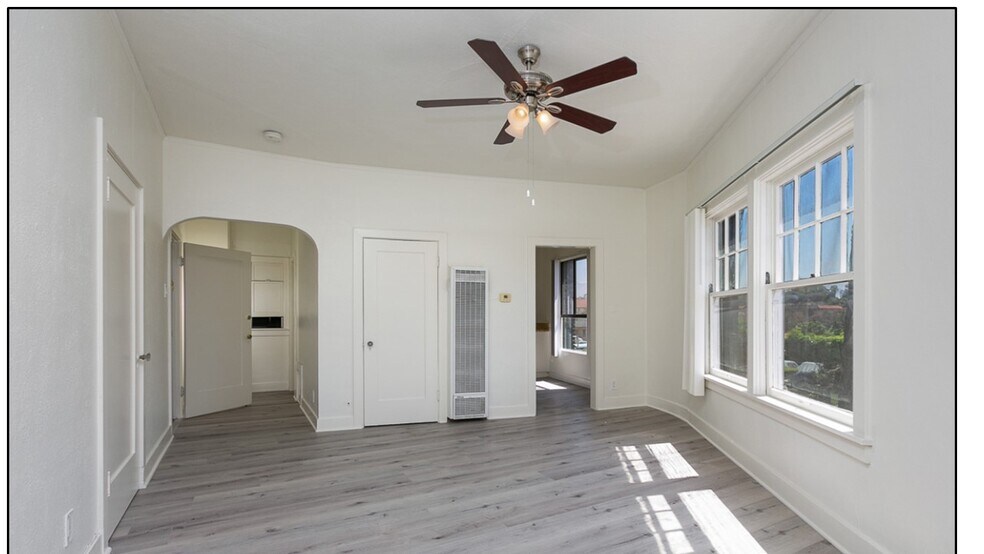 More Photos Of 2401 W Main St, Alhambra Storefront Retail Residential For Lease