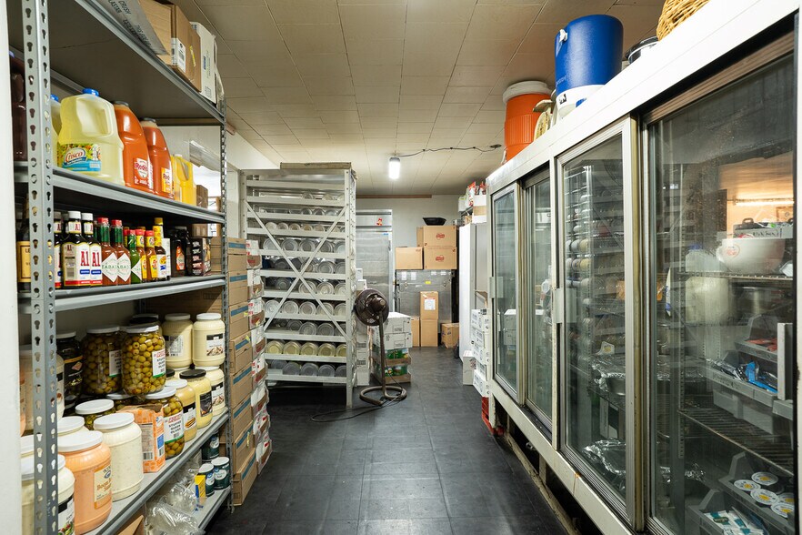 More Photos Of 1615 W Wisconsin St, Sparta Specialty For Sale