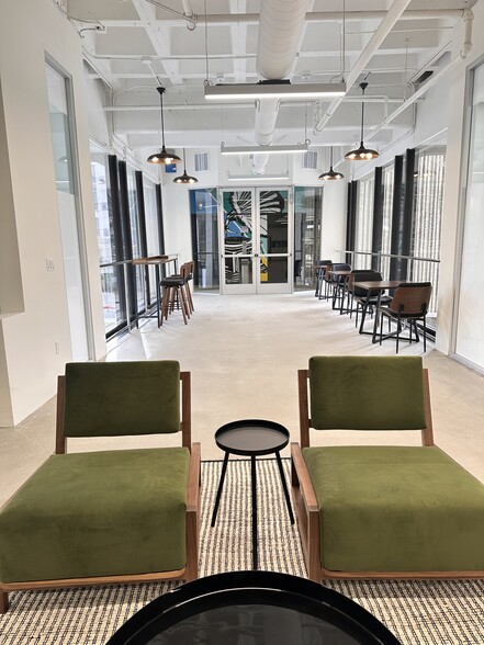 More Photos Of 1180 S Beverly Dr, Los Angeles Coworking Space