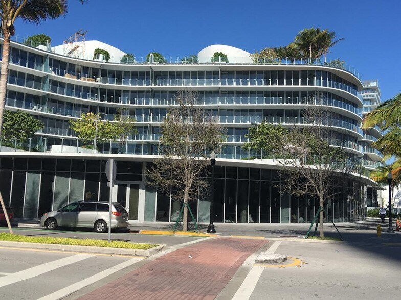 More Photos Of 1 Collins Ave, Miami Beach Apartments For Sale