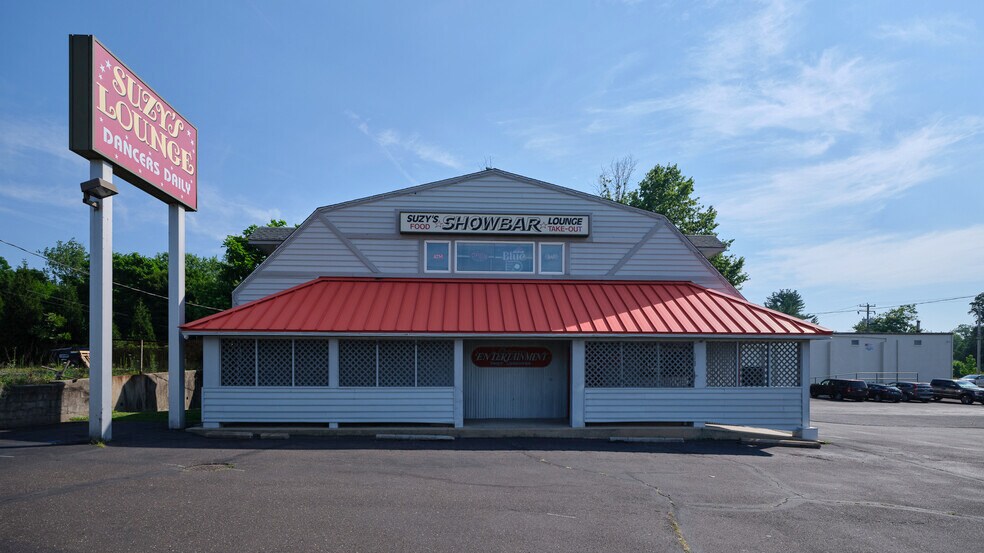 More Photos Of 2453 County Line, Line Lexington Freestanding For Sale