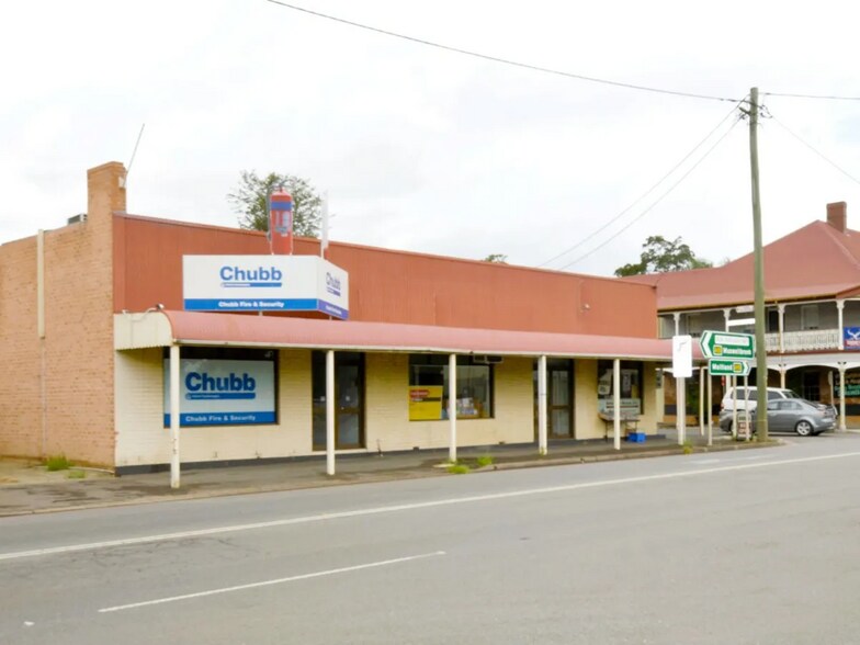 Primary Photo Of 36 George St, Singleton Showroom For Lease