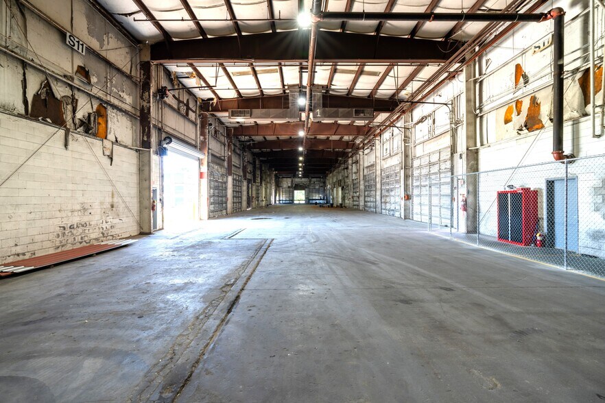 More Photos Of 370 Allied Dr, Conway Manufacturing For Lease