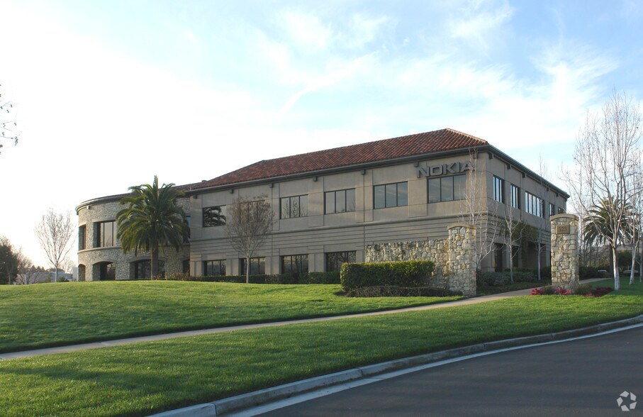 More Photos Of 313 Fairchild Dr, Mountain View Unknown For Lease