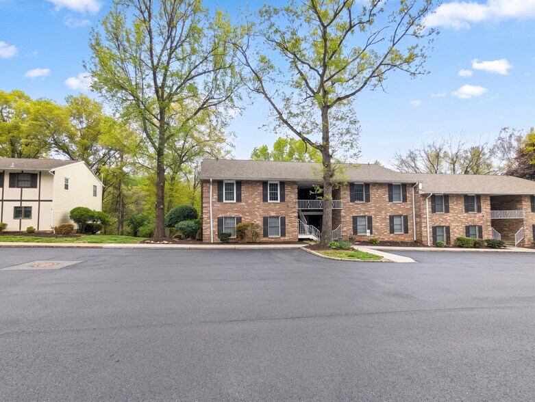 More Photos Of 940A Innsbruck Dr, Hummelstown Multifamily For Sale