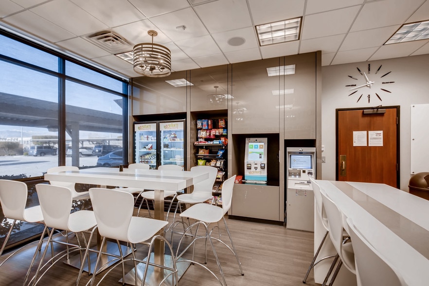 More Photos Of 6595 S Jones Blvd, Las Vegas Office For Sale