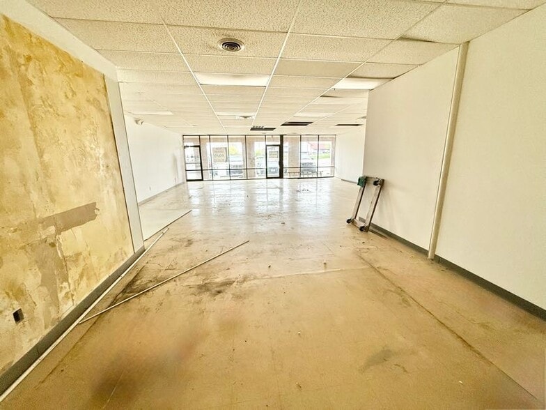 More Photos Of 209-217 Byers Rd, Miamisburg Unknown For Lease