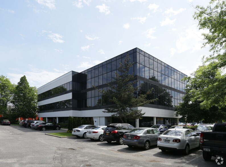 More Photos Of 999 Walt Whitman Rd, Melville Office For Lease
