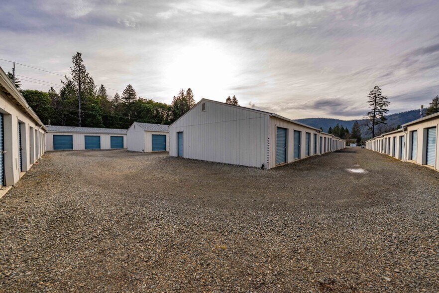 More Photos Of 25657 Redwood Hwy, Cave Junction Self Storage For Sale
