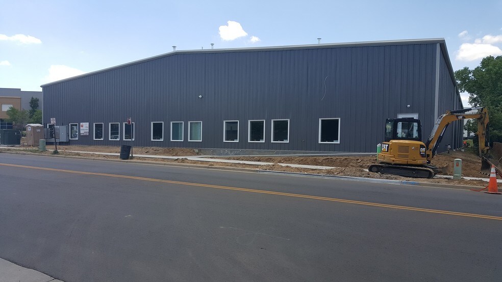 More Photos Of 13000 Albrook Dr, Denver Warehouse For Lease