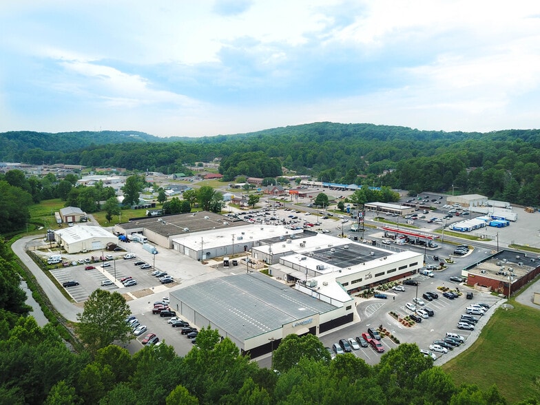 More Photos Of 1001-1029 Cumberland Falls Hwy, Corbin Unknown For Lease