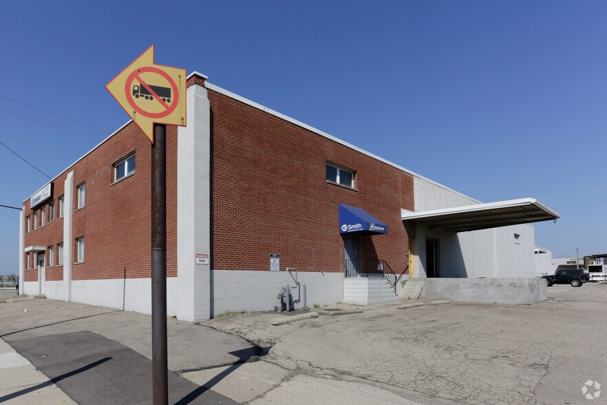 More Photos Of 427 Washington St, Dayton Warehouse For Lease