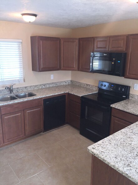 More Photos Of 134 Boynton Blvd, Daytona Beach Apartments For Sale