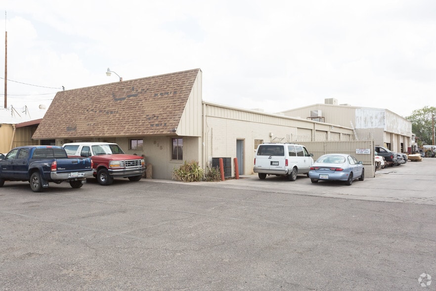More Photos Of 915 S Center St, Mesa Service For Sale