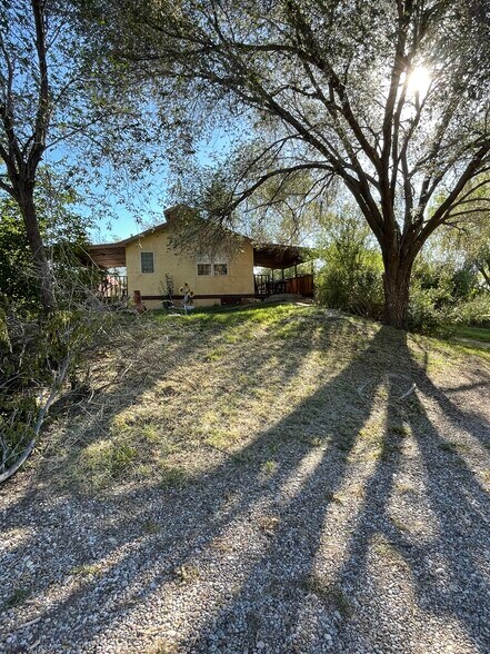 More Photos Of 1804 E College Blvd, Roswell General Retail For Sale