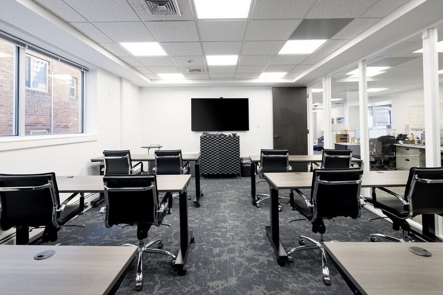 More Photos Of 1640 Grant St, Denver Office For Sale