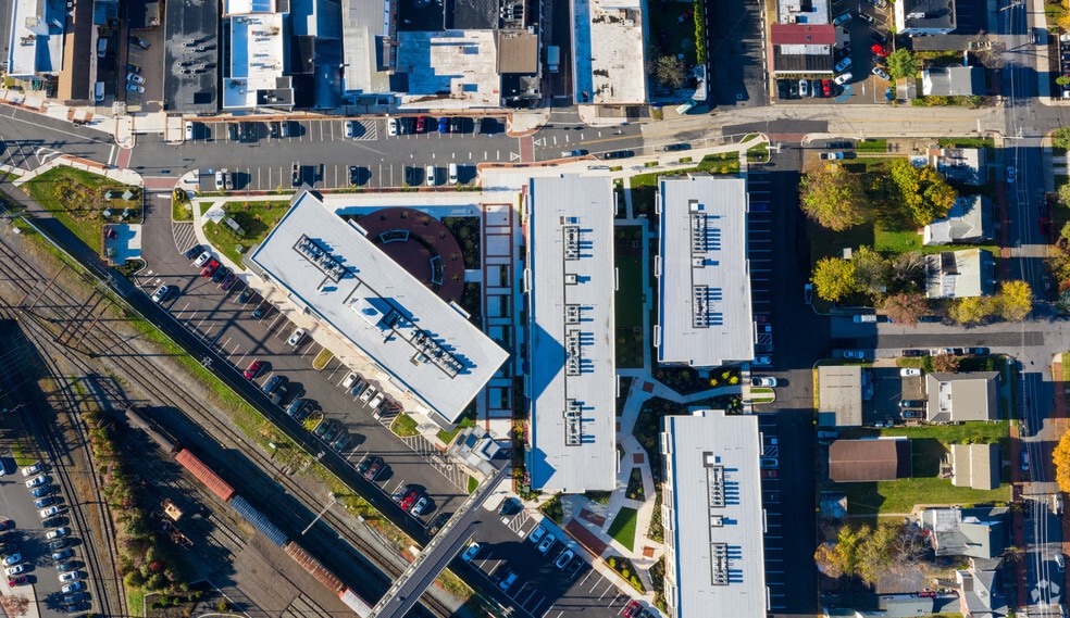 More Photos Of 325 Madison St, Lansdale Apartments For Lease