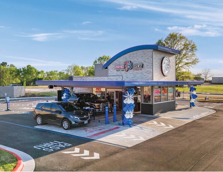 More Photos Of 501 Slack St, Pea Ridge General Retail For Sale