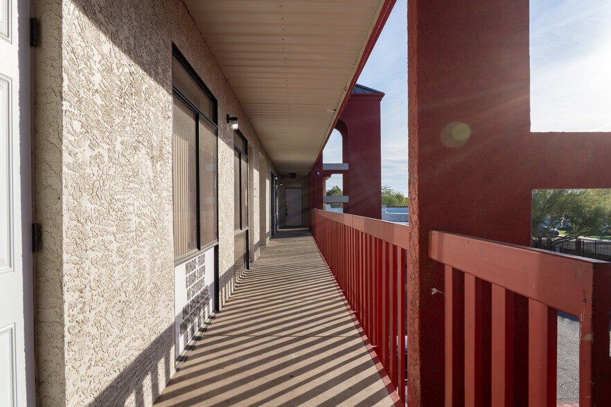 More Photos Of 1830 W Colter St, Phoenix Office For Sale