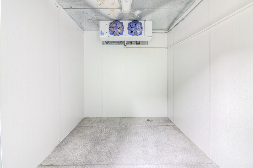 More Photos Of 5 N Front St, Yakima Restaurant For Lease