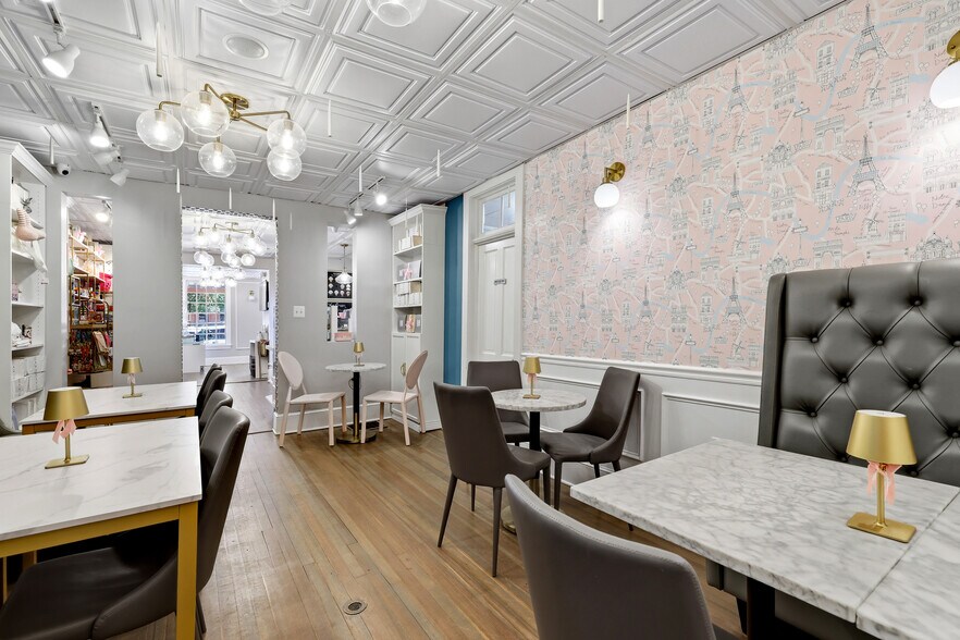 More Photos Of 3 E Market St, Leesburg Office For Sale