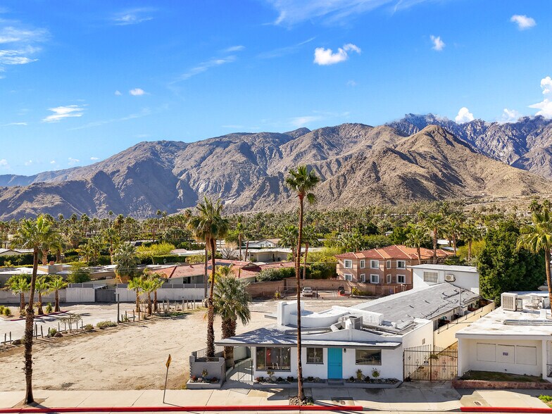 More Photos Of 2231 N Palm Canyon Dr, Palm Springs Apartments For Sale