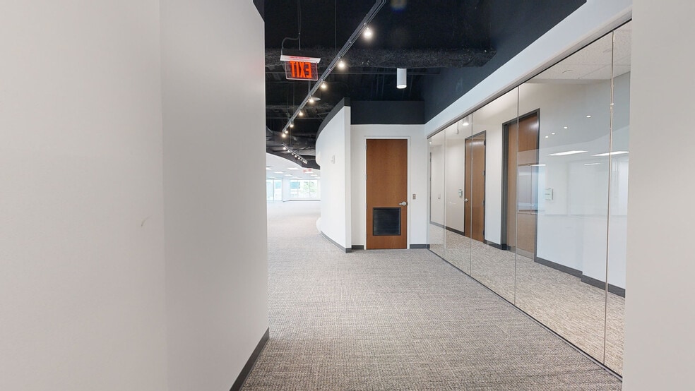 More Photos Of 5000 Meridian Blvd, Franklin Unknown For Lease