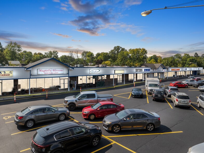 More Photos Of 34586 Lakeshore Blvd, Eastlake Unknown For Lease