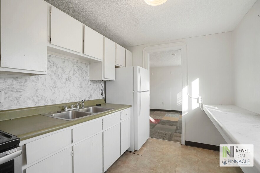 More Photos Of 1744 Boston St, Aurora Apartments For Sale