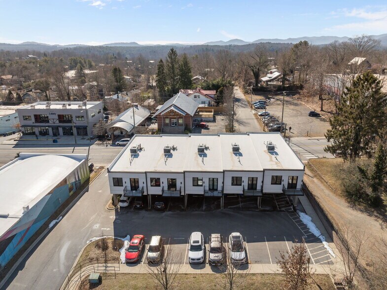 More Photos Of 315 Haywood Rd, Asheville Storefront Retail Residential For Sale