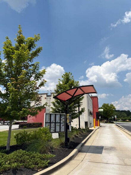 More Photos Of 109 Banks Rd, Fayetteville Fast Food For Lease