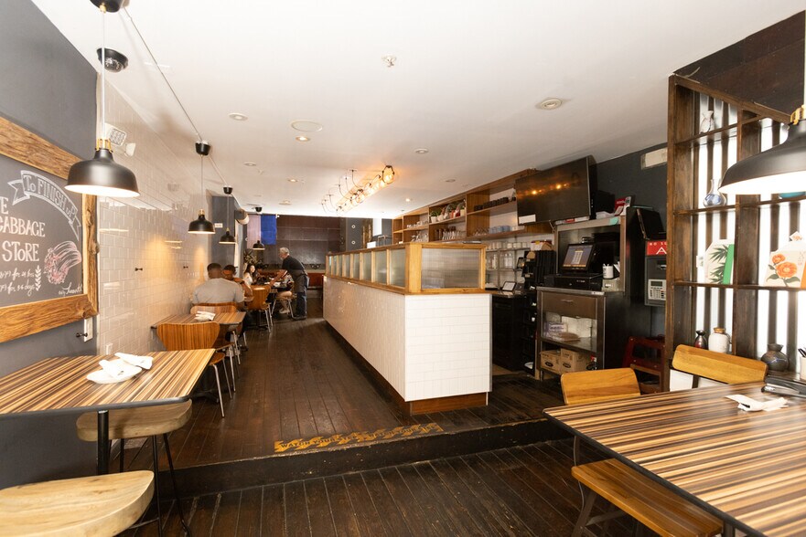 More Photos Of 132 Chestnut St, Philadelphia Loft Creative Space For Sale