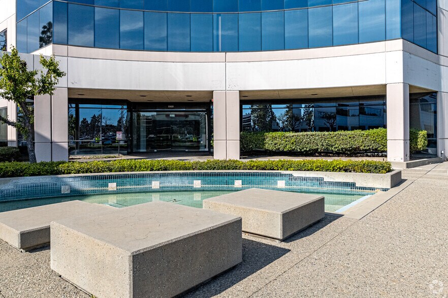 More Photos Of 5100 S Eastern Ave, Commerce Office For Lease