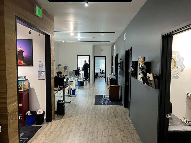 More Photos Of 5425 Mission St, San Francisco Showroom For Sale