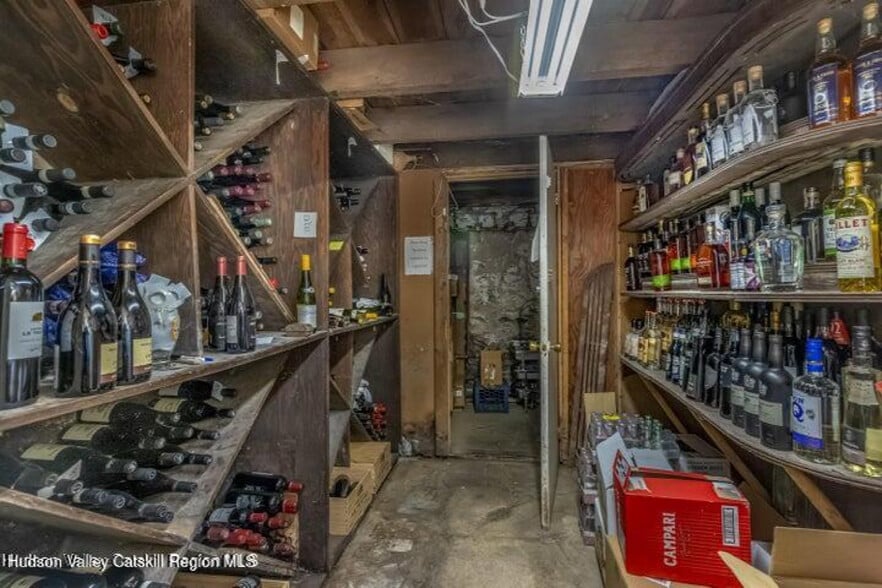 More Photos Of 155 Main St, High Falls Restaurant For Sale