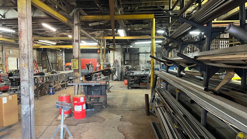 More Photos Of 15-29 129th St, College Point Manufacturing For Lease
