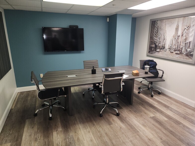 More Photos Of 120 S Olive Ave, West Palm Beach Office Residential For Sale