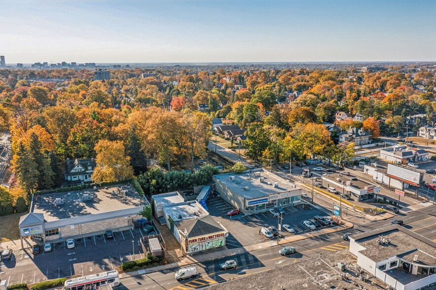 More Photos Of 5052-5056 City Ave, Philadelphia Freestanding For Lease