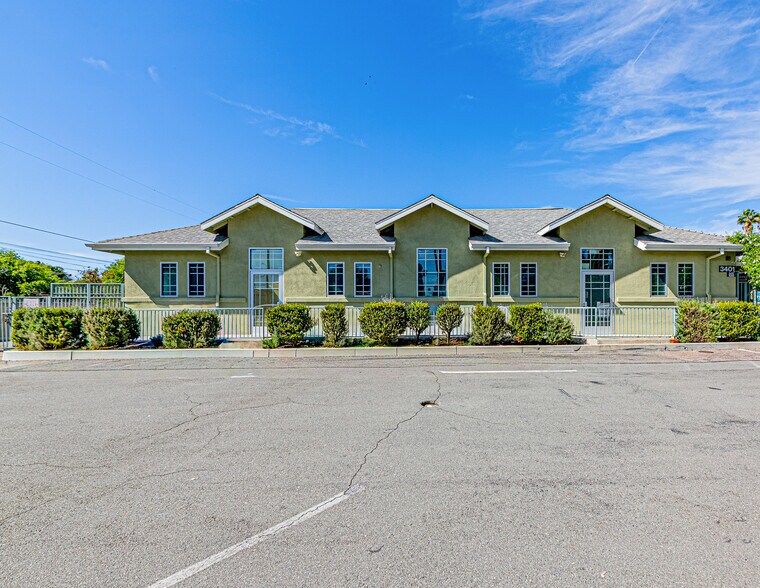 More Photos Of 3401 N Harbor Blvd, Fullerton Schools For Sale