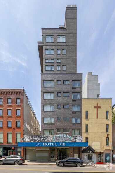 More Photos Of 61 Chrystie St, New York Shelter For Sale