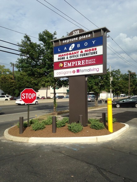 More Photos Of 332 E State Route 4, Paramus General Retail For Lease