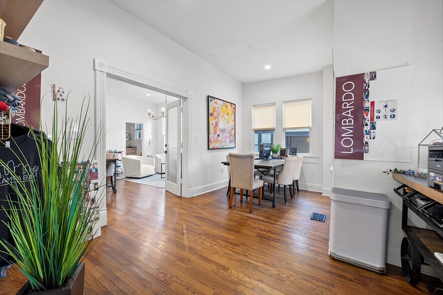 More Photos Of 306 E Oak Ave, Tampa Office For Sale