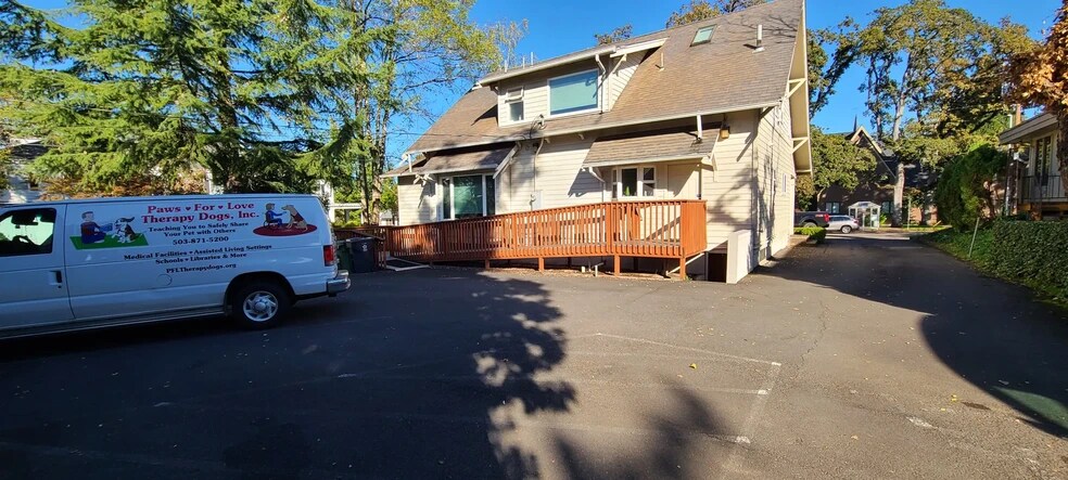 More Photos Of 1415 Liberty St SE, Salem Office For Sale