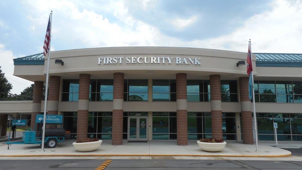 More Photos Of 2504 Mccain Blvd, North Little Rock Office For Lease