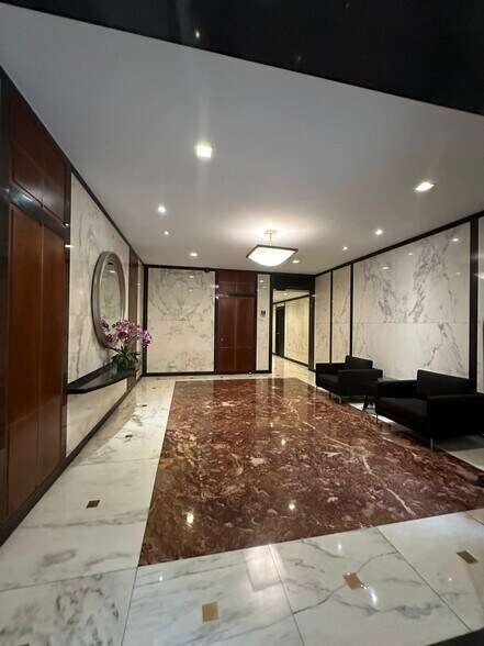 More Photos Of 35 E 85th St, New York Apartments For Sale